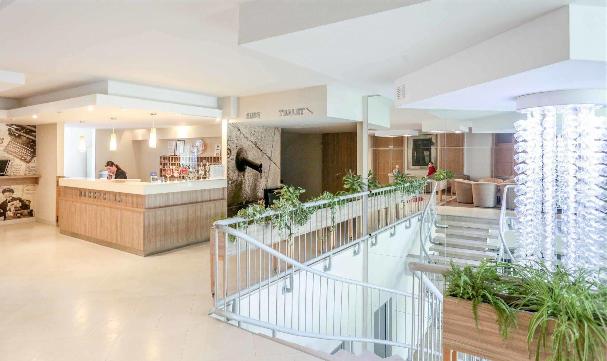 Hotel Park Vogosca Exterior photo